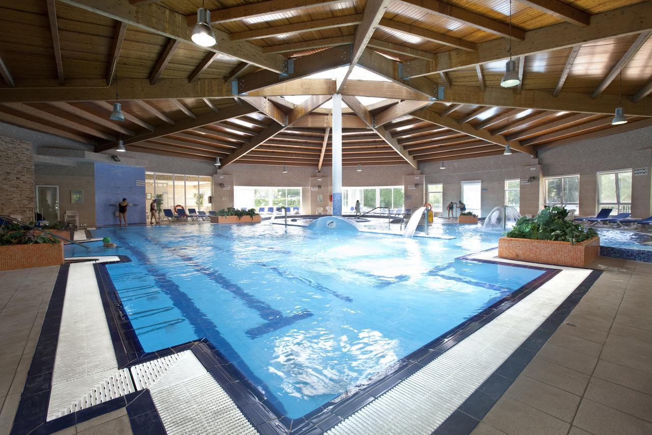 Termas De Cuntis - Hotel Castro Do Balneario Esterno foto